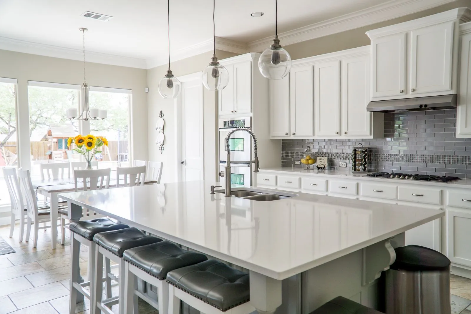 Bright, freshly cleaned residential interior in St. Matthews, Louisville, KY
