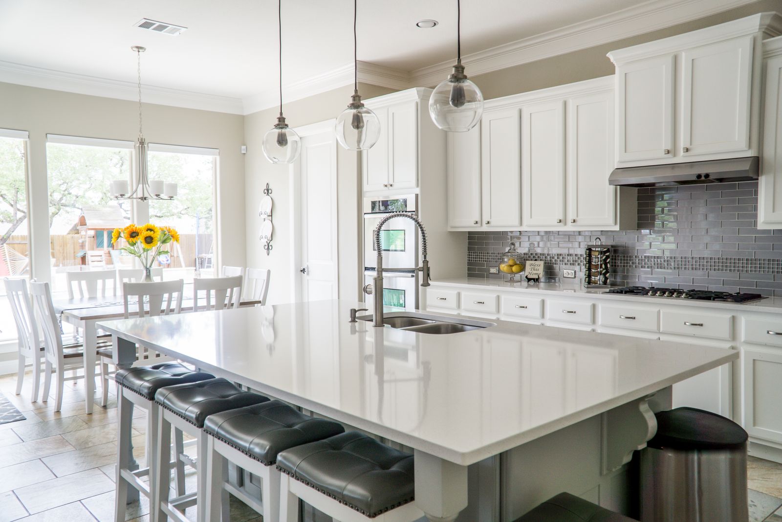 Bright, freshly cleaned residential interior in St. Matthews, Louisville, KY